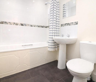 2 bedroom terraced house to rent - Photo 6