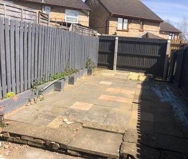 2 bedroom terraced house to rent - Photo 2