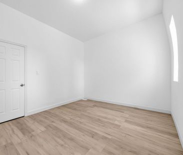 For Lease - 419 Dufferin Street, Toronto, Ontario - Photo 6