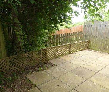 Hardings Close - Photo 2