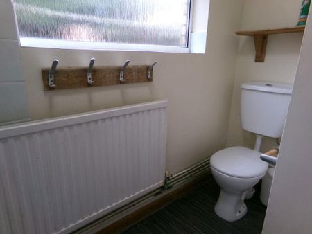 4 bedroom house to rent - Photo 4