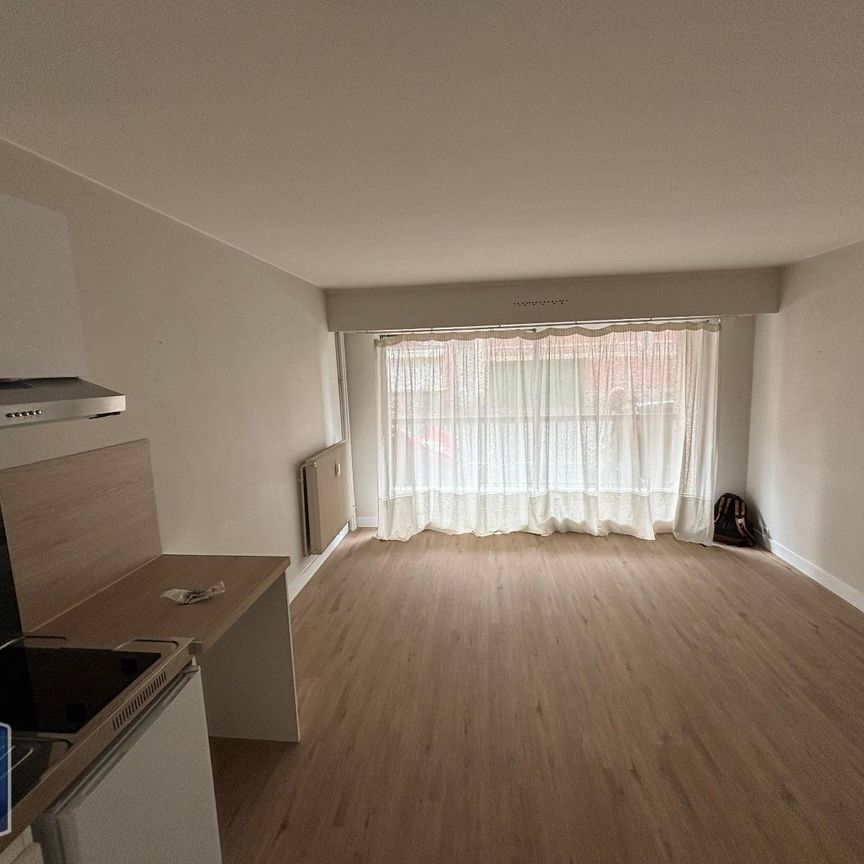 Location Appartement 1 pièce 22m² LILLE 59000 - Photo 1