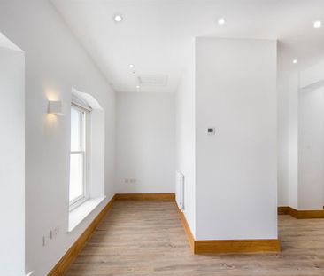 1 bedroom maisonette to rent - Photo 4