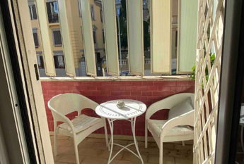 TRASTEVERE - BILOCALE ARREDATO CON BALCONE