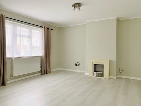 Cornfield Road, IP33 3BL - Photo 3