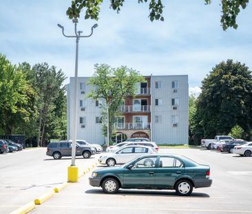 High Park Place Apartments - Photo 2