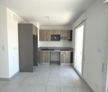 location Appartement T3 DE 56.7m² À PUGET SUR ARGENS - Photo 3