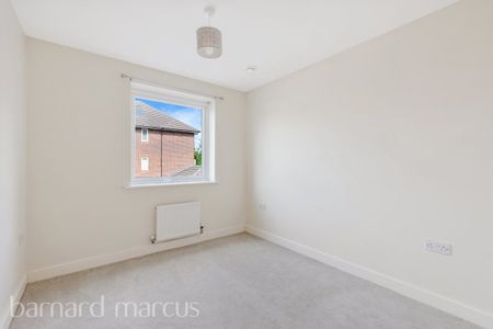 Dalmeny Way, EPSOM - Photo 4