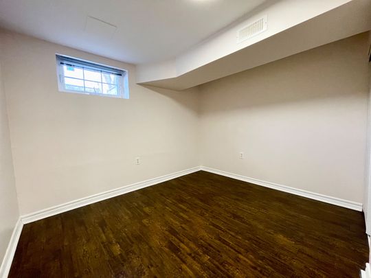 For Lease - 254 Browndale Crescent Unit# Bsmt, Richmond Hill, Ontario - Photo 1