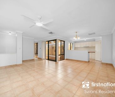Comfortable Ellenbrook Living!! - Photo 2