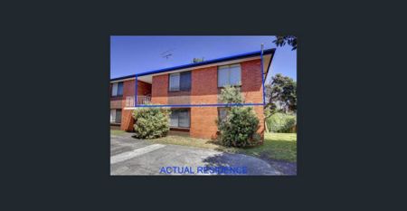 Light-Filled Two Bedroom Unit - Photo 3