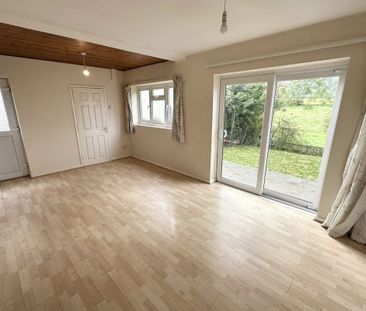 St. Johns Close - Photo 2