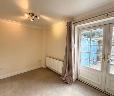 2 bedroom semi-detached house to rent - Photo 3