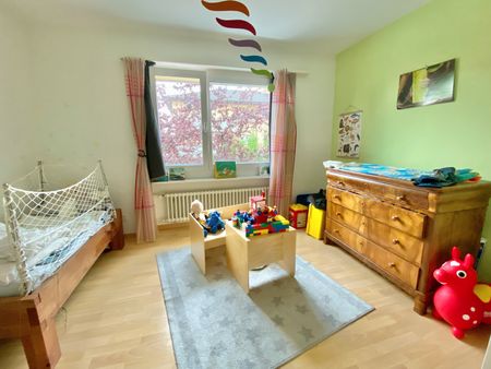 Ihr neues Zuhause? Helle 3.0 Zimmer-Wohnung in Schwerzenbach - Photo 5