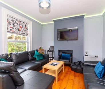 6 bedroom terraced house to rent - Photo 3