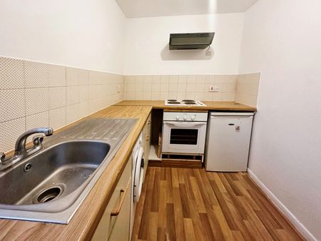 studio to rent - Photo 3