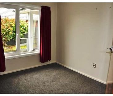 Your new family home Awaits!! - Photo 4