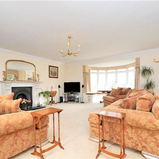8 bedroom detached house to rent - Photo 1