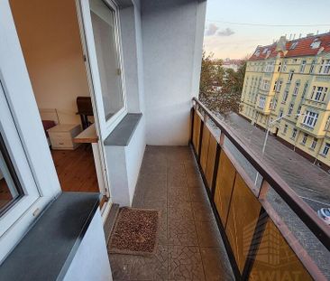 3 pokoje z balkonem i możliwością parkowania auta - Zdjęcie 4