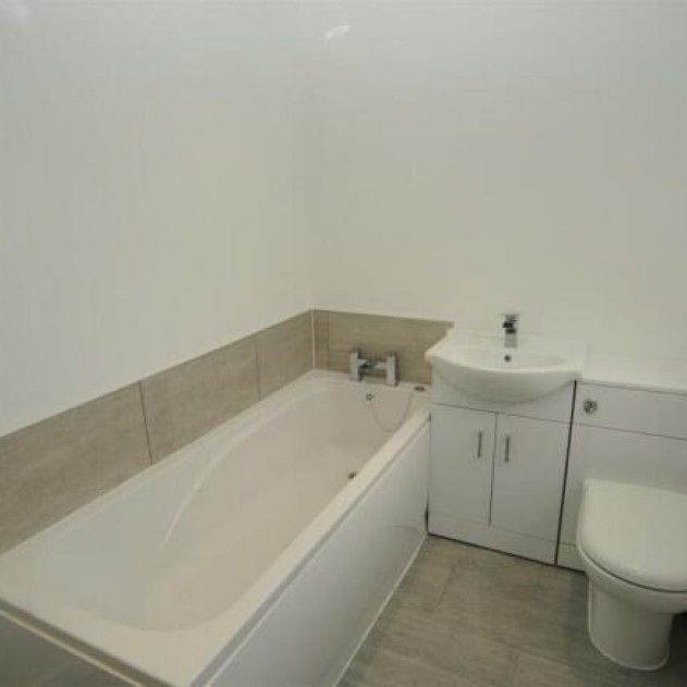 Dickenson Street - Warrington - WA2 - Photo 1