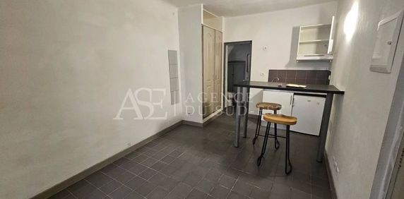 Location Studio - Photo 2