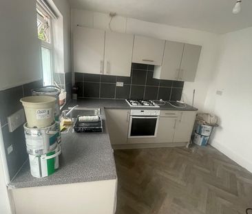 Studio Flat, Albert Road, B33 - Photo 1