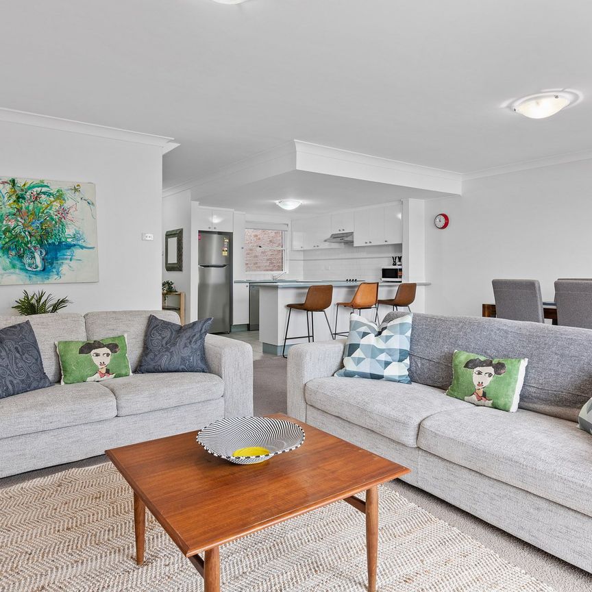 3/10 Tomaree Street, Nelson Bay NSW 2315 - Townhouse For Rent | Domain - Photo 1