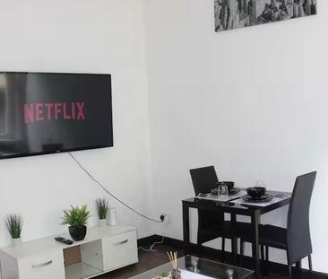 1 Bed Flat, Bank Street, S1 - Photo 1