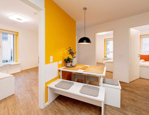 STUDENTS ONLY - Fully furnished private room in a 5 people shared apartment. - Foto 1