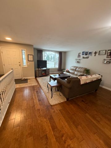 3 BED 2 BATH IN ROSE VALLEY - Photo 2