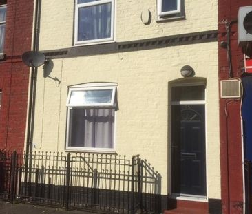 3 bedroom terraced house to rent - Photo 6