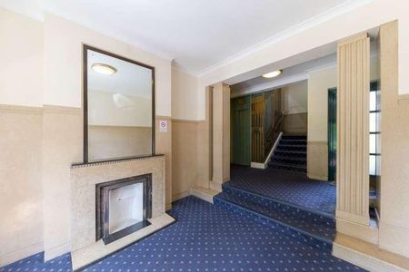 Kings Gardens, West End Lane, West Hampstead, NW6 - Photo 2