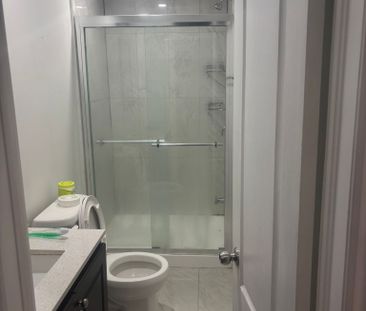 For Lease - 1185 Prestonwood Crescent, Mississauga, Ontario - Photo 3