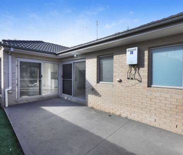 Charming House at 125 Dallas Drive, Dallas - Photo 5