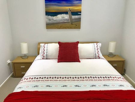 COASTAL EXCELLENCE IN BAYSWOOD- Fully Furnished - Photo 3