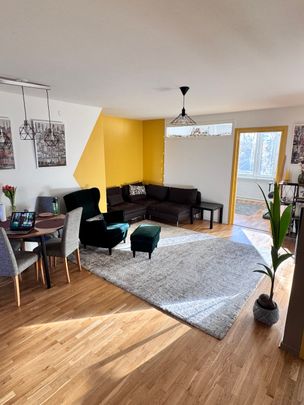 Loftvägen, Skogås - Photo 1