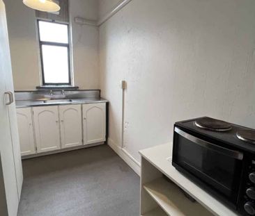 ONE BEDROOM, CITY CENTRE - Photo 4