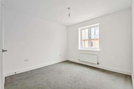 Buxton Close, Bicester, OX26 - Photo 2