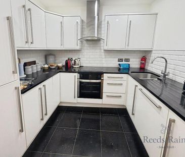 2 bedroom apartment to rent - Photo 6