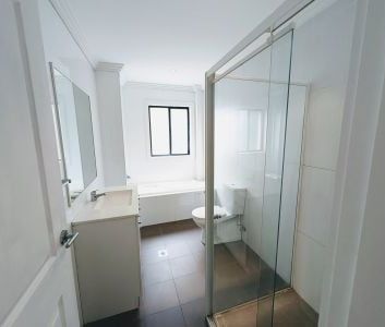 Immaculate Rear Duplex with Ducted Air Conditioning - Photo 1