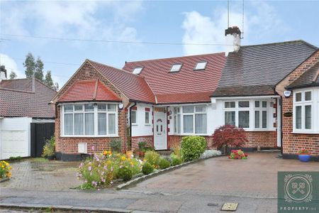 House to rent - Photo 5