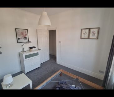1 Bed Flat, Melfort Road, CR7 - Photo 5