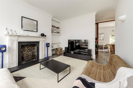 2 bedroom maisonette to rent - Photo 2