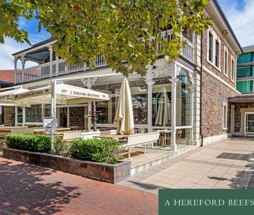 CHARACTER MAISONETTE JUST OFF HUTT STREET! - Photo 2