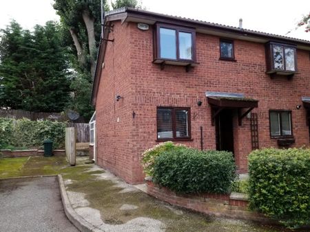 1 bedroom semi-detached house to rent - Photo 2