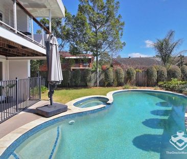 4 Bedroom Home. Immaculate Elevated Family Home - Photo 4