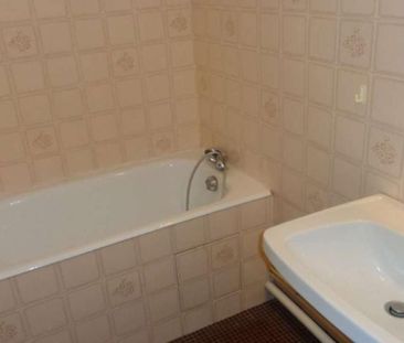 Location Appartement 1 pièce 37m² TOURS 37000 - Photo 4