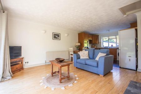 1 bedroom bungalow to rent - Photo 2