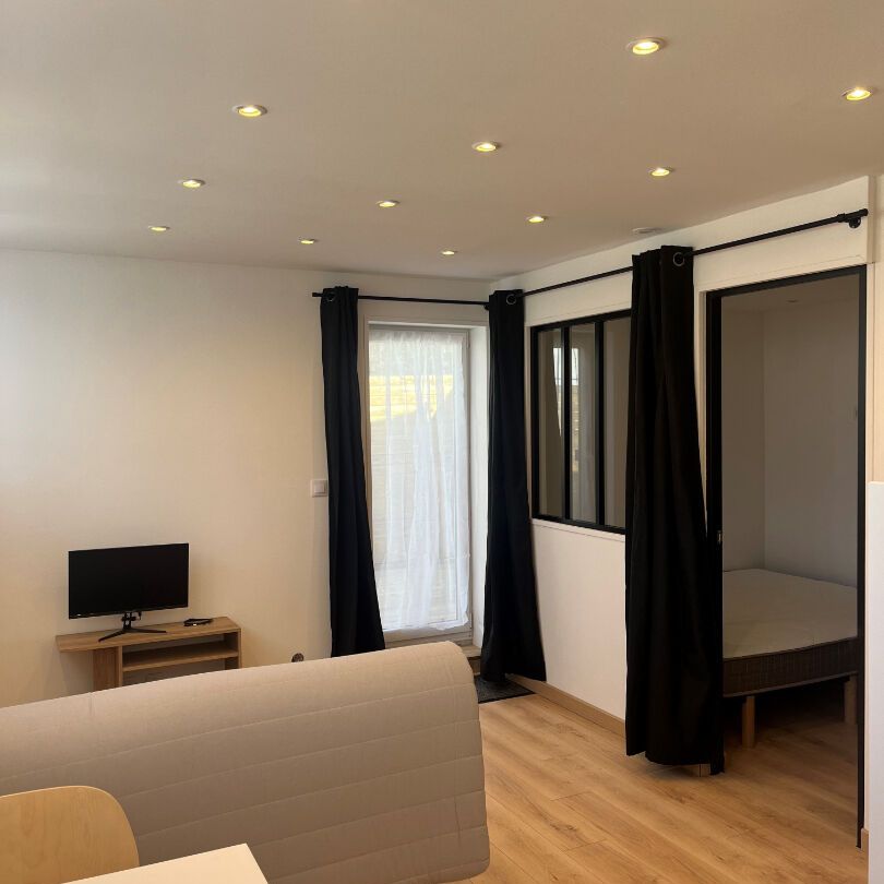 Location Appartement 2 pièces 26m² - Photo 1