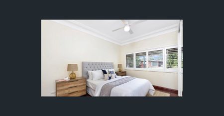 Family Home - Photo 4